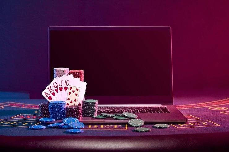 Fitur bantuan akun dan privasi pengguna